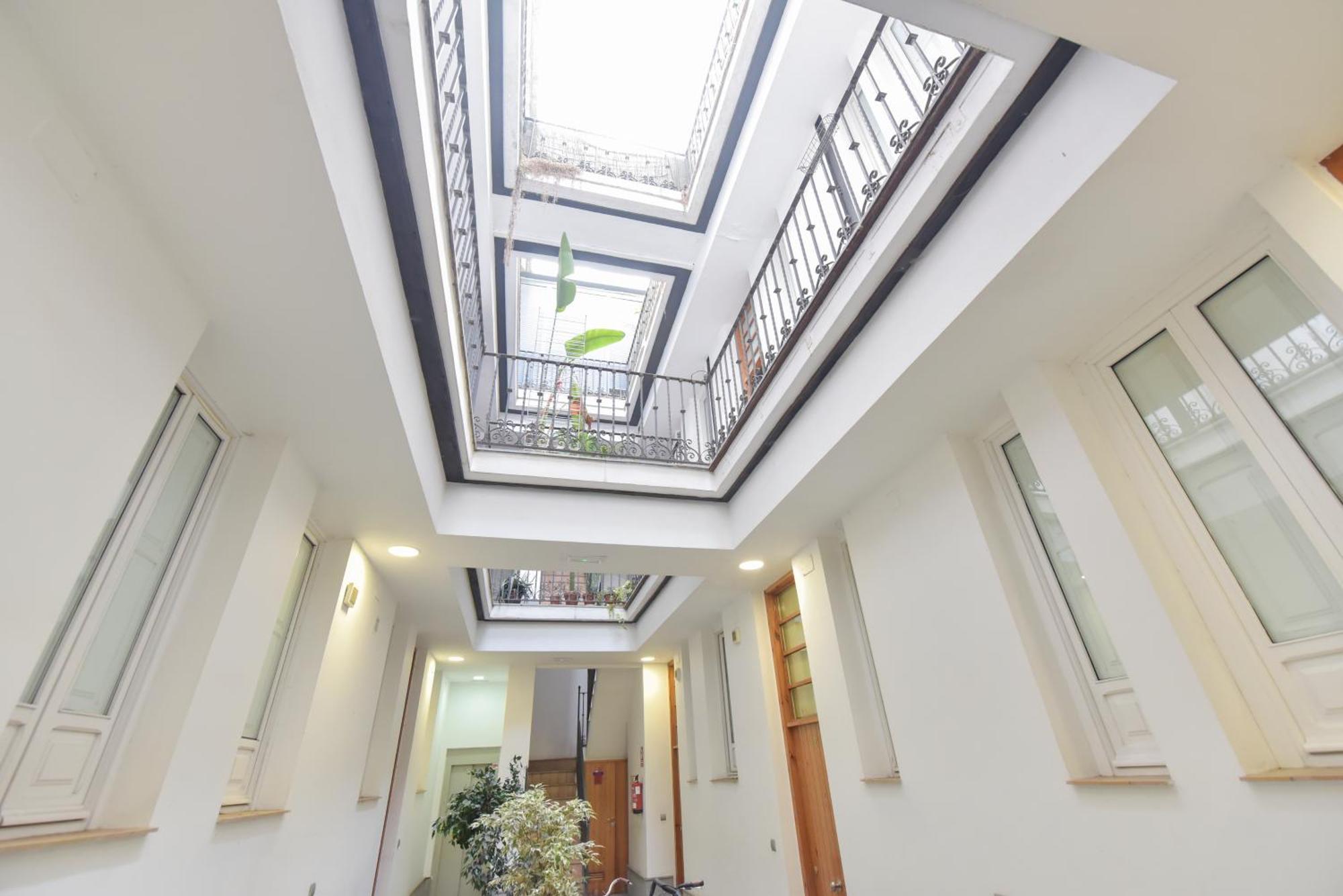 New! Bohemian Center Apartment Sevilla Bagian luar foto